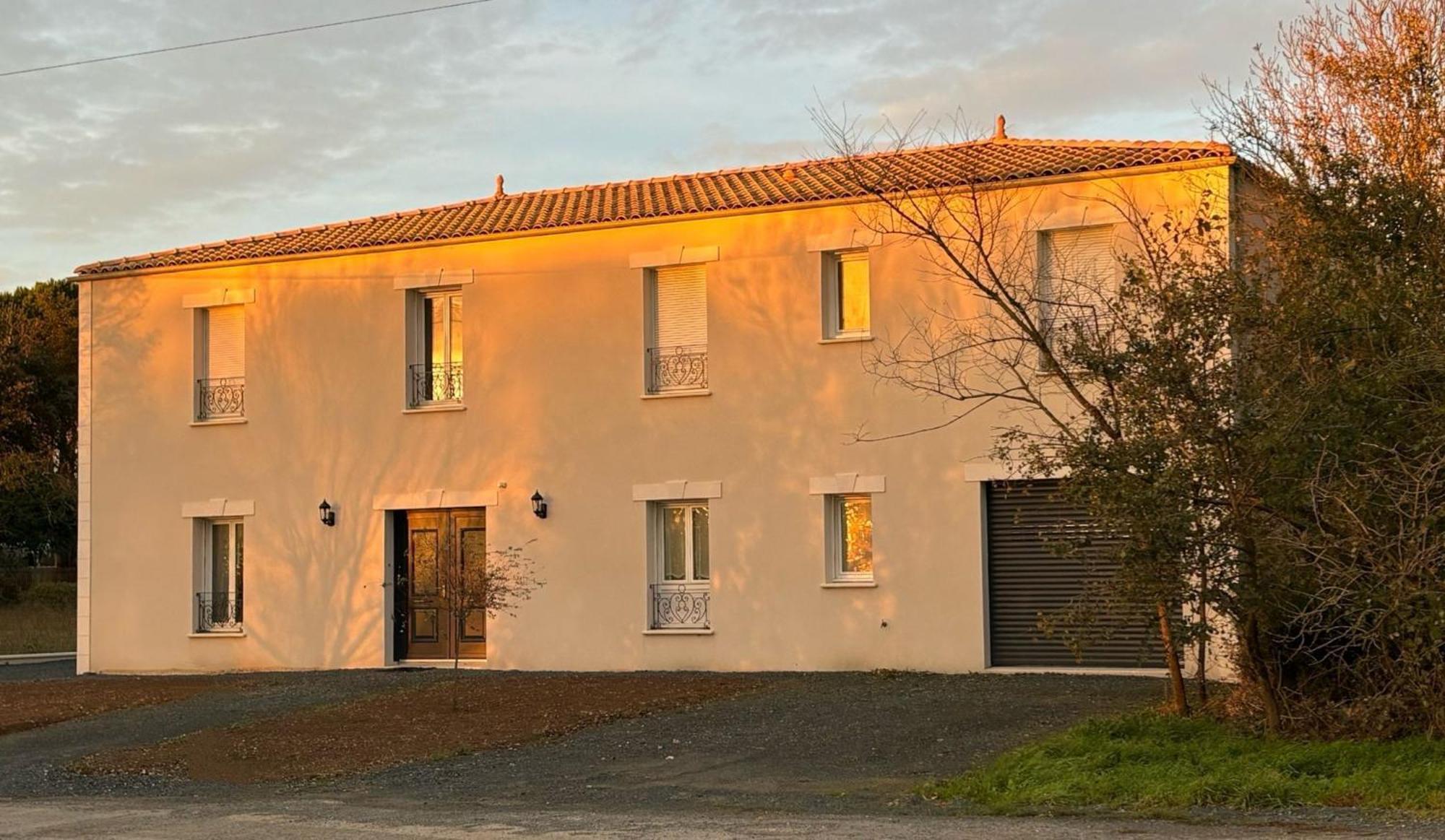 Hotel Le Bonheur De L'Instant à Saint-Medard-d'Aunis Extérieur photo